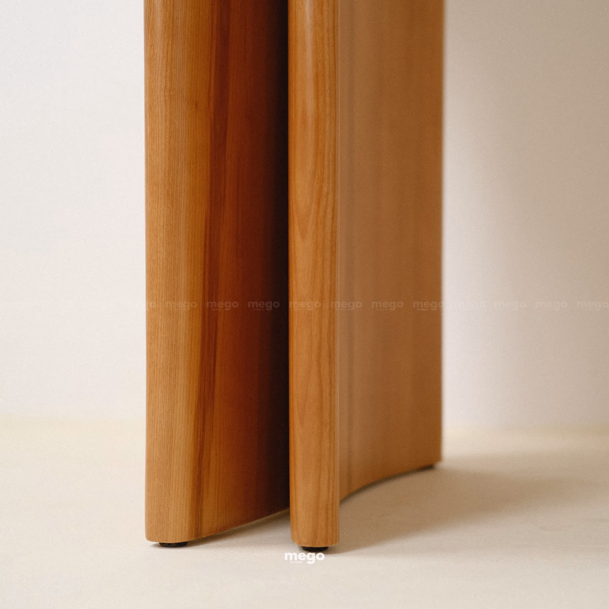 bàn ăn gỗ cao cấp