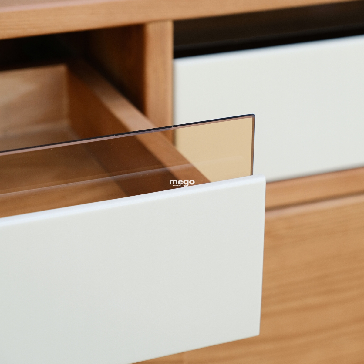 Tủ Trang Trí LUUM