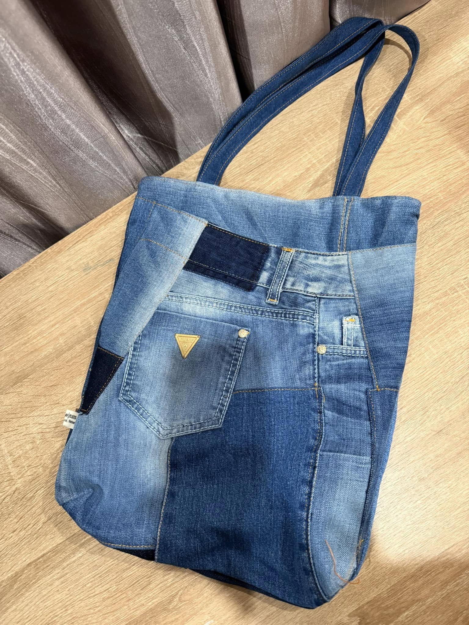 Túi tote mềm - món đồ cần có trong tủ đồ