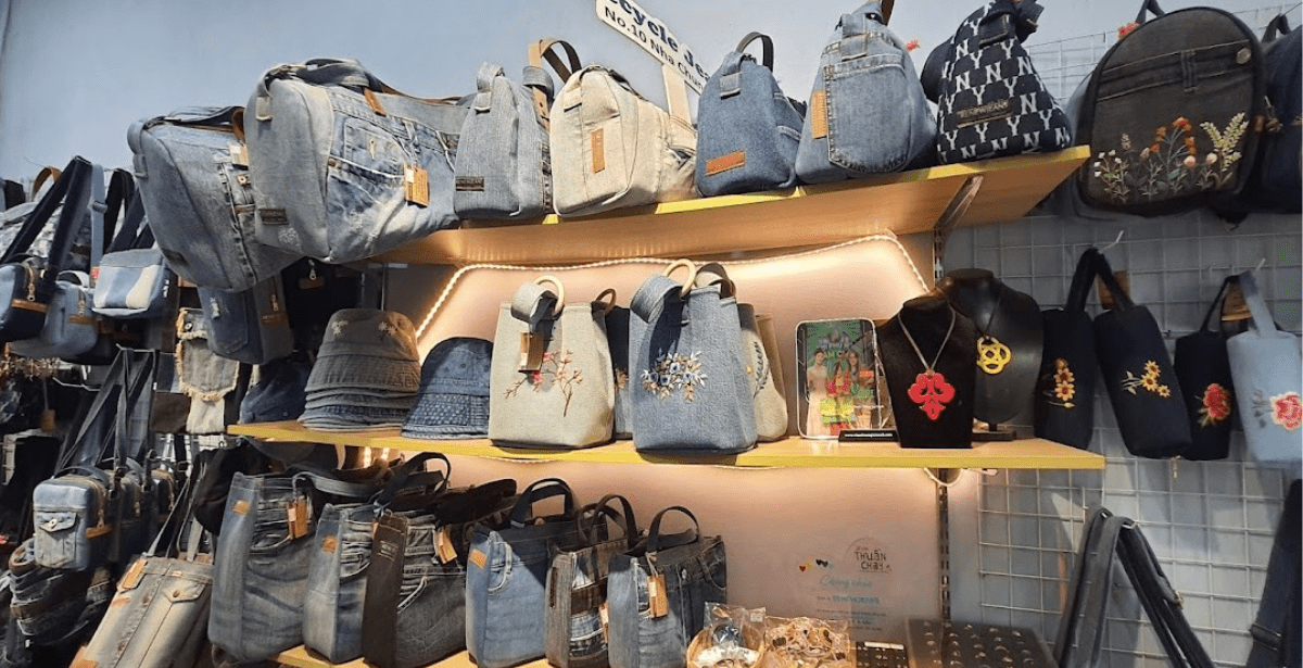 RENEWJEANS 