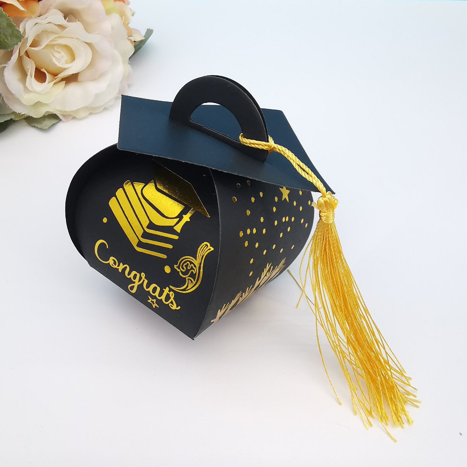 HỘP QUÀ TẶNG CỬ NHÂN DÀNH CHO LỄ TRƯỞNG THÀNH - TỐT NGHIỆP T.CRAFT HOUSE