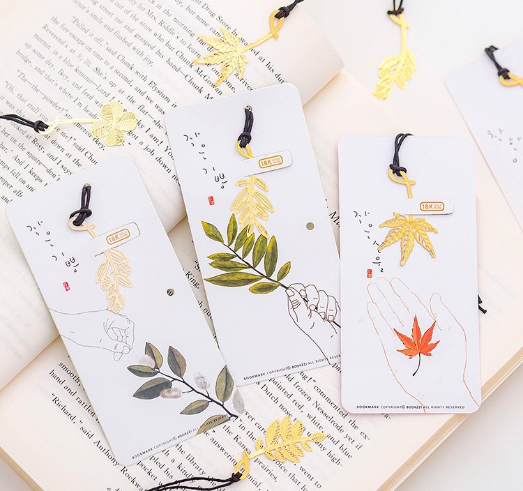 THẺ ĐÁNH DẤU SÁCH BOOKMARK BẰNG KIM LOẠI CAO CẤP HÌNH CỎ VÀNG T-CRAFT