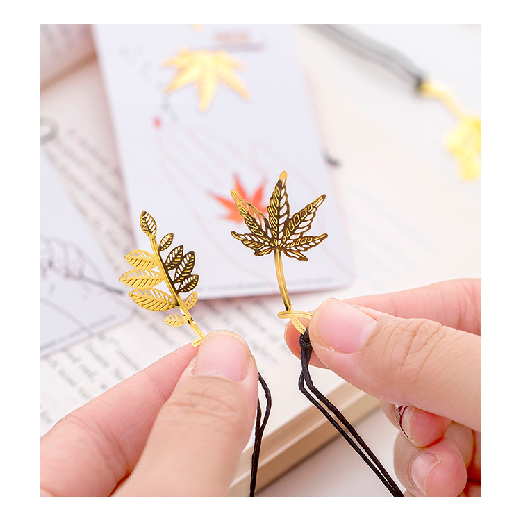 THẺ ĐÁNH DẤU SÁCH BOOKMARK BẰNG KIM LOẠI CAO CẤP HÌNH CỎ VÀNG T-CRAFT