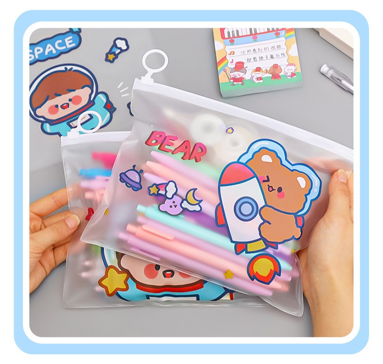 TÚI ĐỰNG BÚT CHẤT LIỆU NHỰA TRONG SUỐT CHỐNG THẤM NƯỚC DÀNH CHO HỌC SINH T-CRAFT ^^