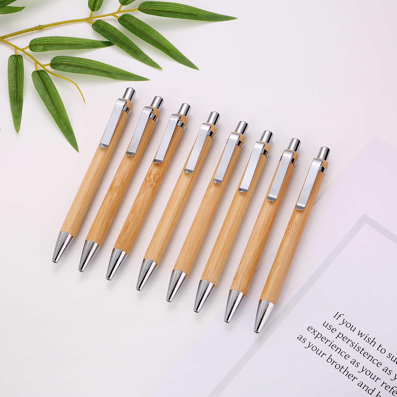 BÚT BI MỰC ĐEN THÂN TRE ĐẦU TRÒN 1MM T.CRAFT HOUSE