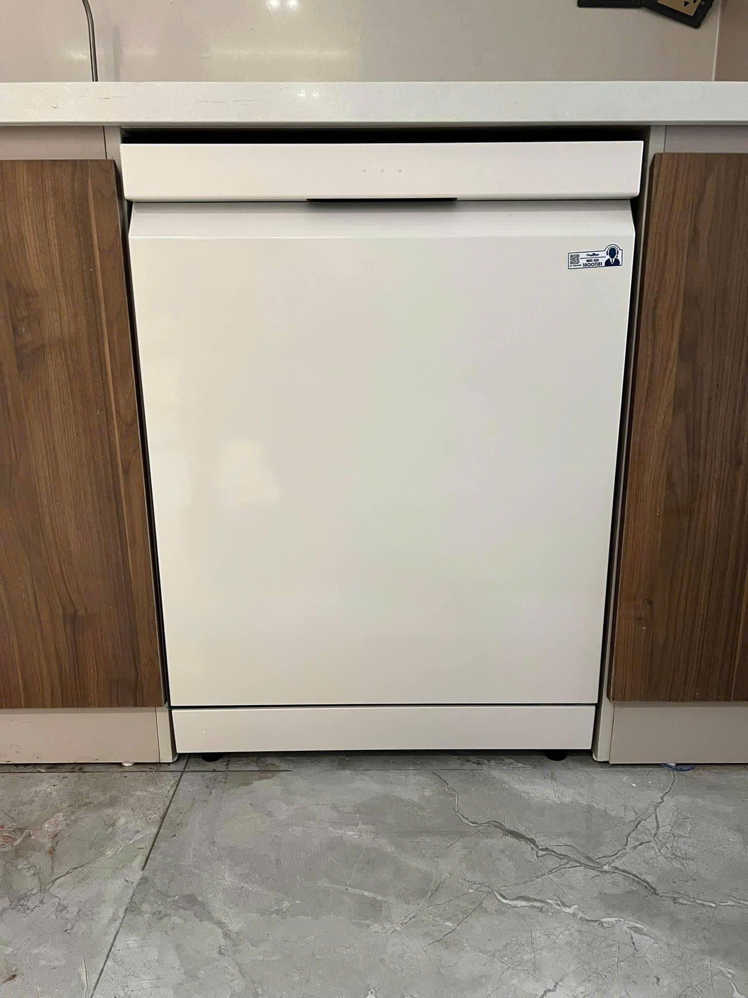 Máy rửa bát LG LDT14BGA3 - Nhập khẩu Hàn Quốc, Hàng chính hãng