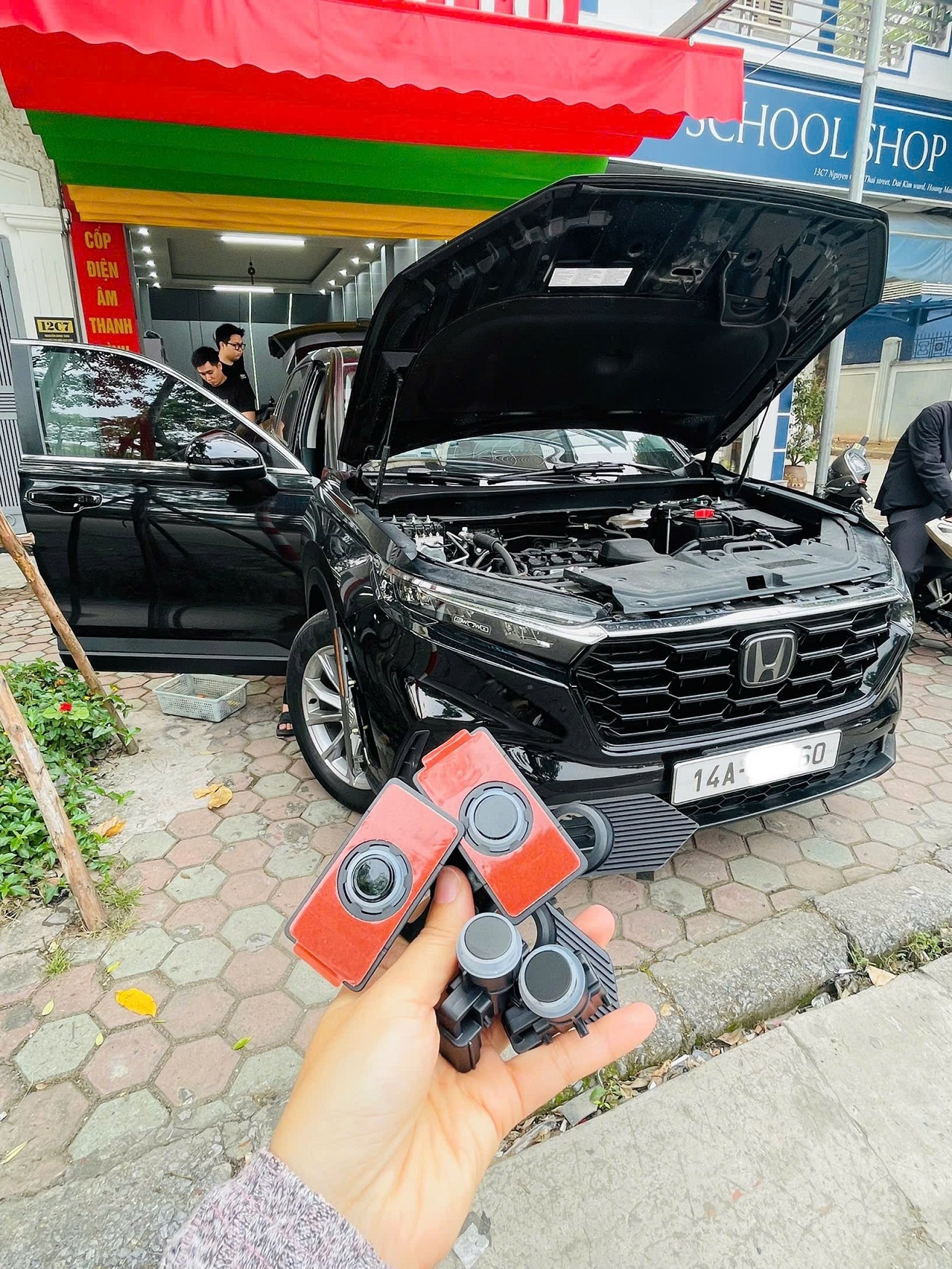 Cảm Biến Trước Cắm Zin Cho Honda CRV 2023- 2026 Bản L | Hỗ Trợ Đỗ Xe – Hiển Thị Màn Hình Nguyên Bản giống bản cao cấp e.HEV