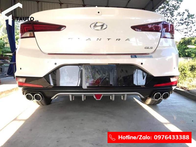 Líp sau, ốp cản sau Hyundai Elantra 2019-2021