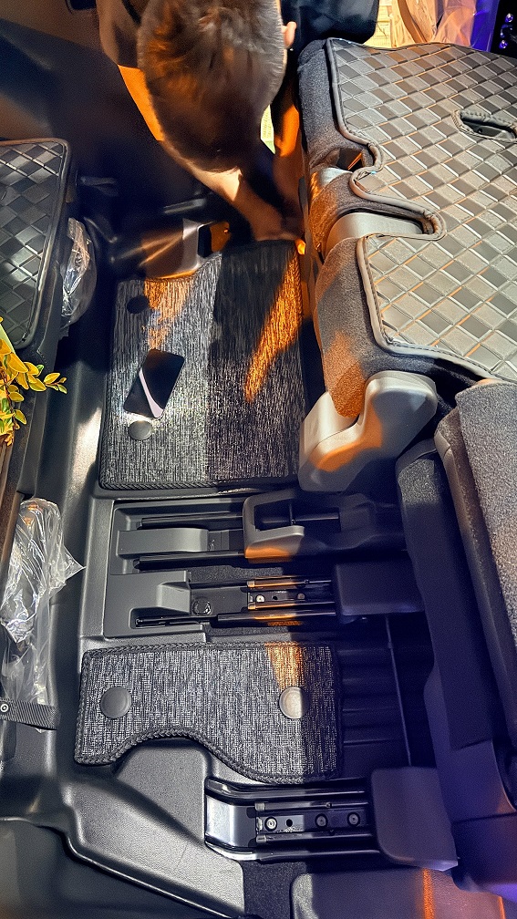 THẢM LÓT SÀN CAO SU ĐÚC TPE TRÀN VIỀN CHO HONDA CRV 2023-2026