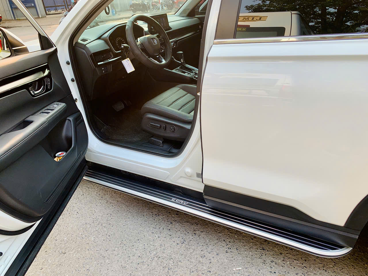 BẬC DẪM LÊN XUỐNG THEO XE HONDA CRV 2023-2026