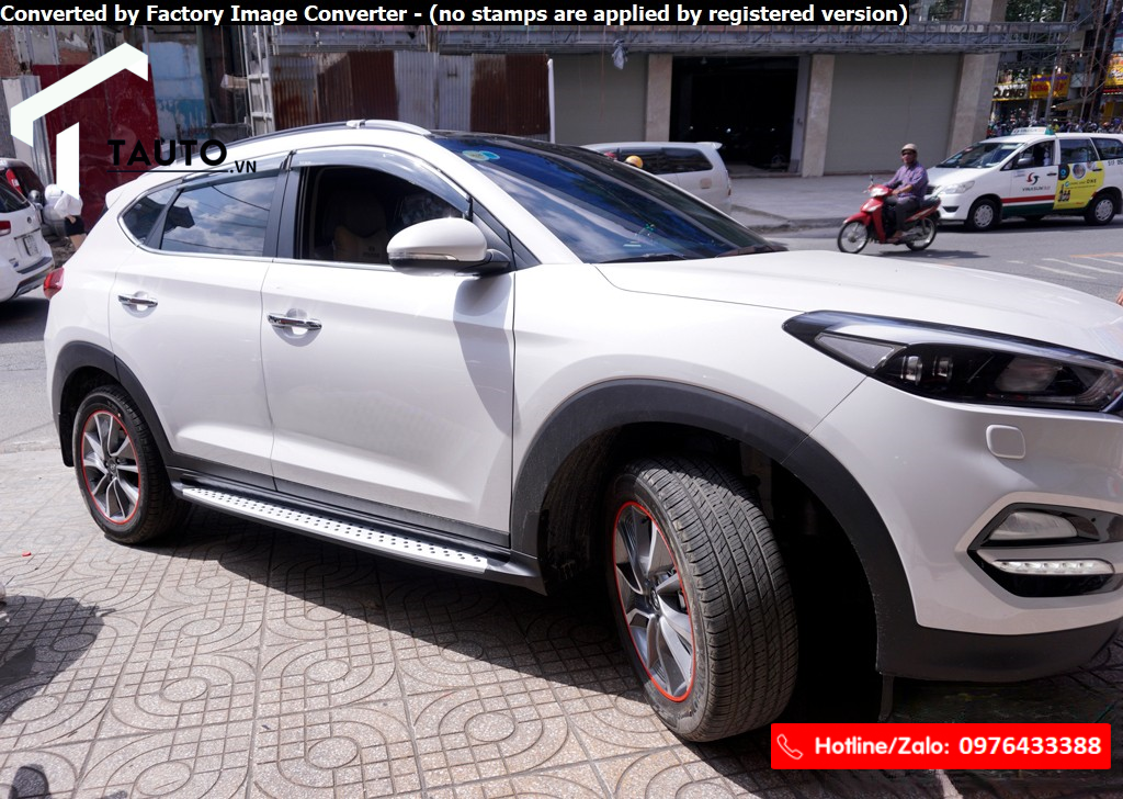 BỆ BƯỚC CHÂN HYUNDAI TUCSON 2019 MẪU CHẤM BI