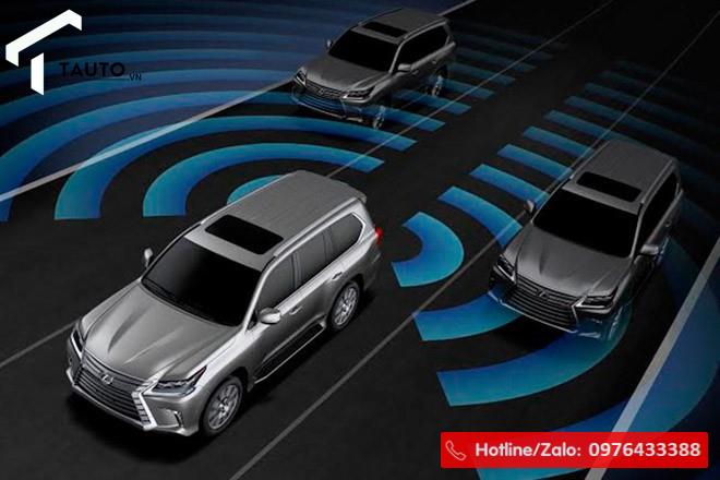 Hệ thống cảnh báo điểm mù Honda Accord
