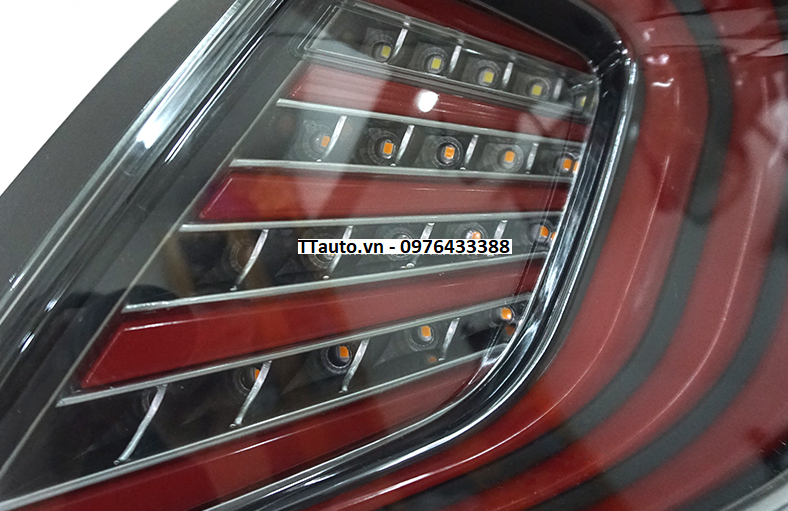 Cụm LED hậu kiểu mới cho Civic
