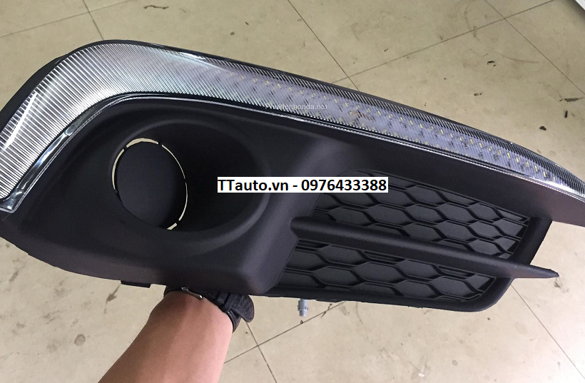 Đèn Led gầm trước  kiểu viền dày cho Civic 2016-2018