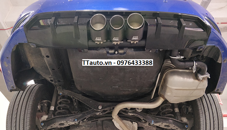 Độ ống xả kiểu Type R 3 lon pô ở giữa cho Civic 1.8 (pô thật)