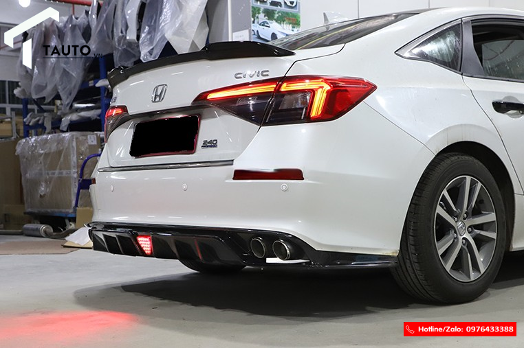 Độ pô và lip sau cho Honda Civic 2022