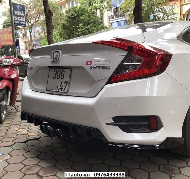 Độ ống xả kiểu Type R 3 lon pô ở giữa cho Civic 1.8 (pô thật)