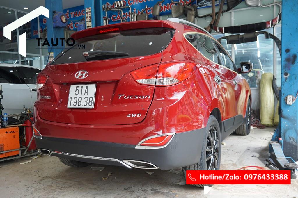 Độ pô Hyundai Tucson Mẫu Mer chuyên nghiệp