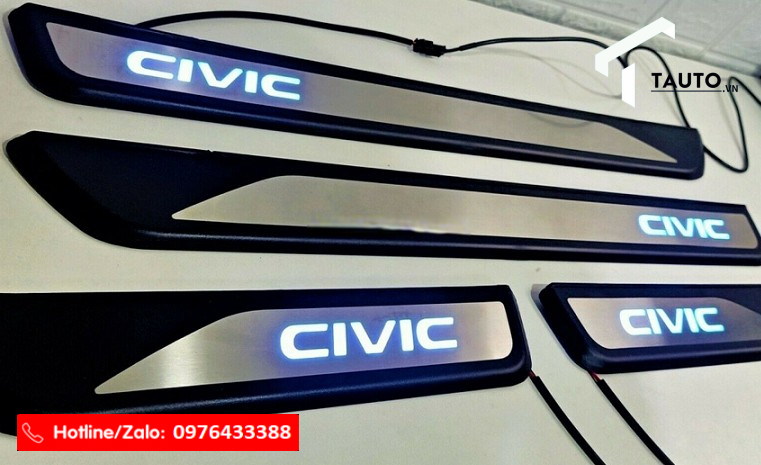 Nẹp bước chân có đèn cho Civic 2022