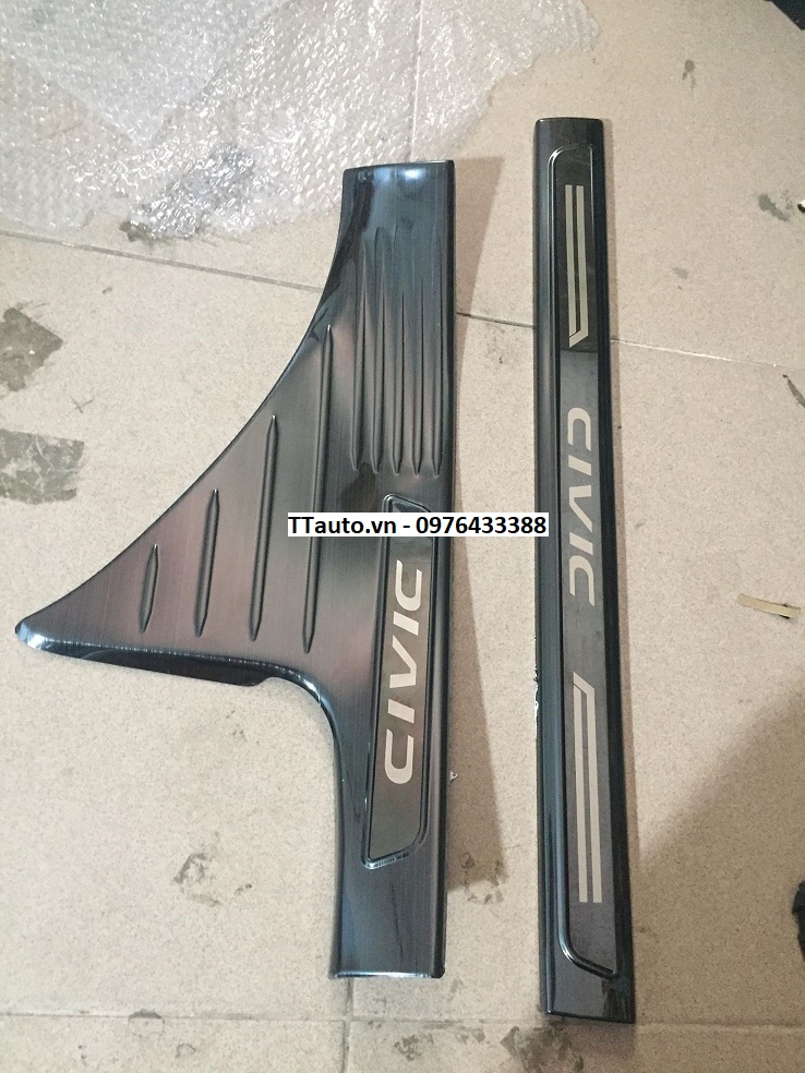 Một số mẫu Chống xước 4 bệ cửa lên xuống loại Titan cho Civic 2016-2019