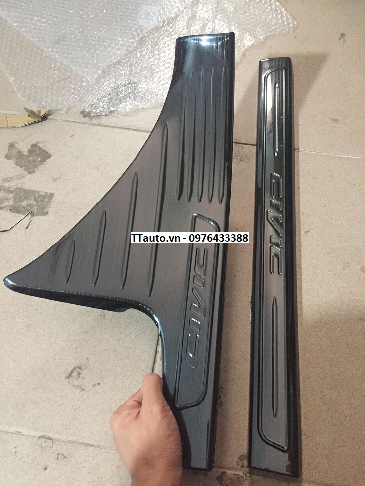 Một số mẫu Chống xước 4 bệ cửa lên xuống loại Titan cho Civic 2016-2019