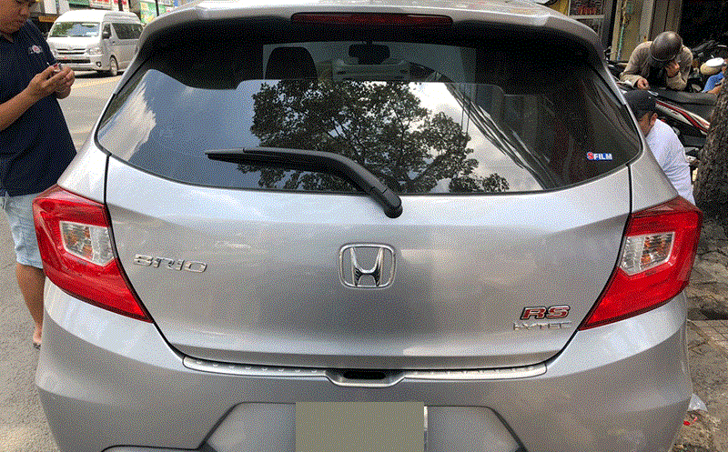 Ốp chống xước cốp cho Honda Brio