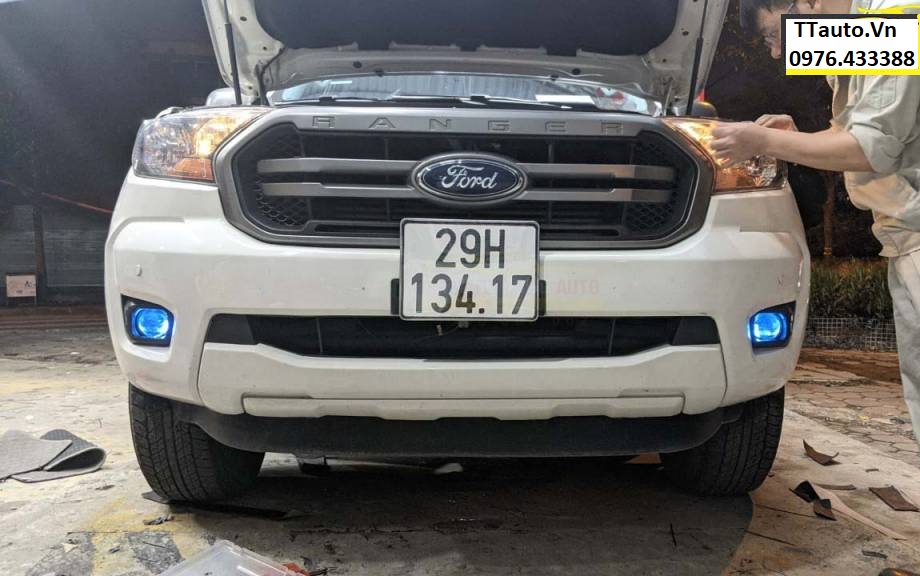 ĐỘ ĐÈN GẦM FORD RANGER QUÁ SÁNG VỚI XLIGHT F10