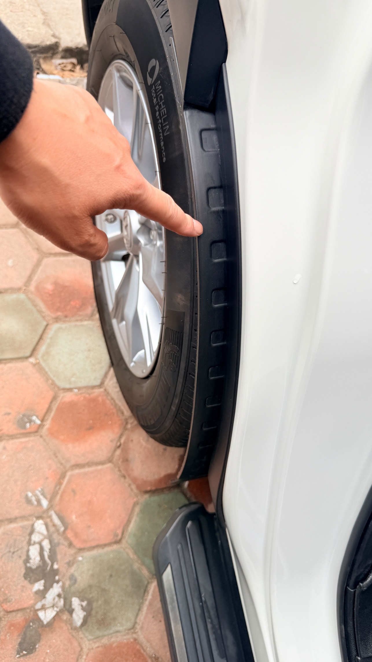 Lót Chắn Bùn Cửa Sau Honda CRV