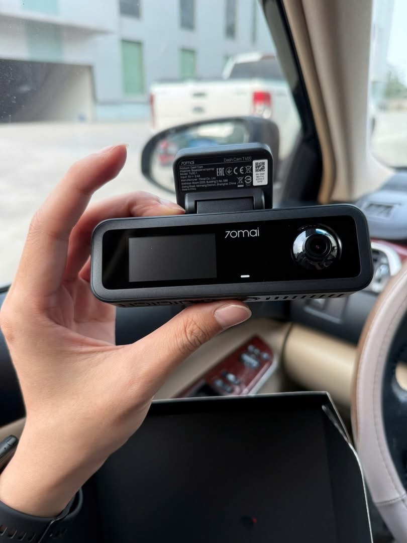 Camera hành trình Xiaomi 70mai T400