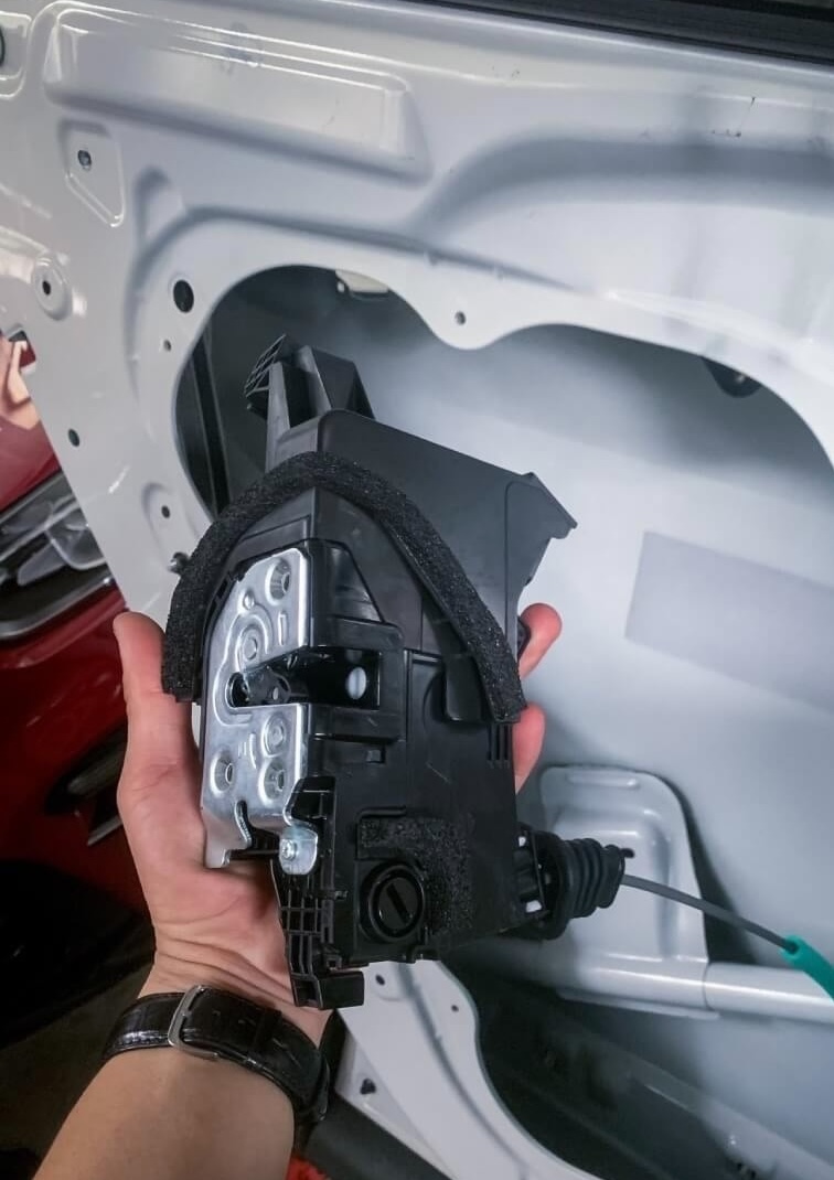 Cửa Hít Honda CRV Theo Zin Xe 100%, Bảo Hành 3 Năm