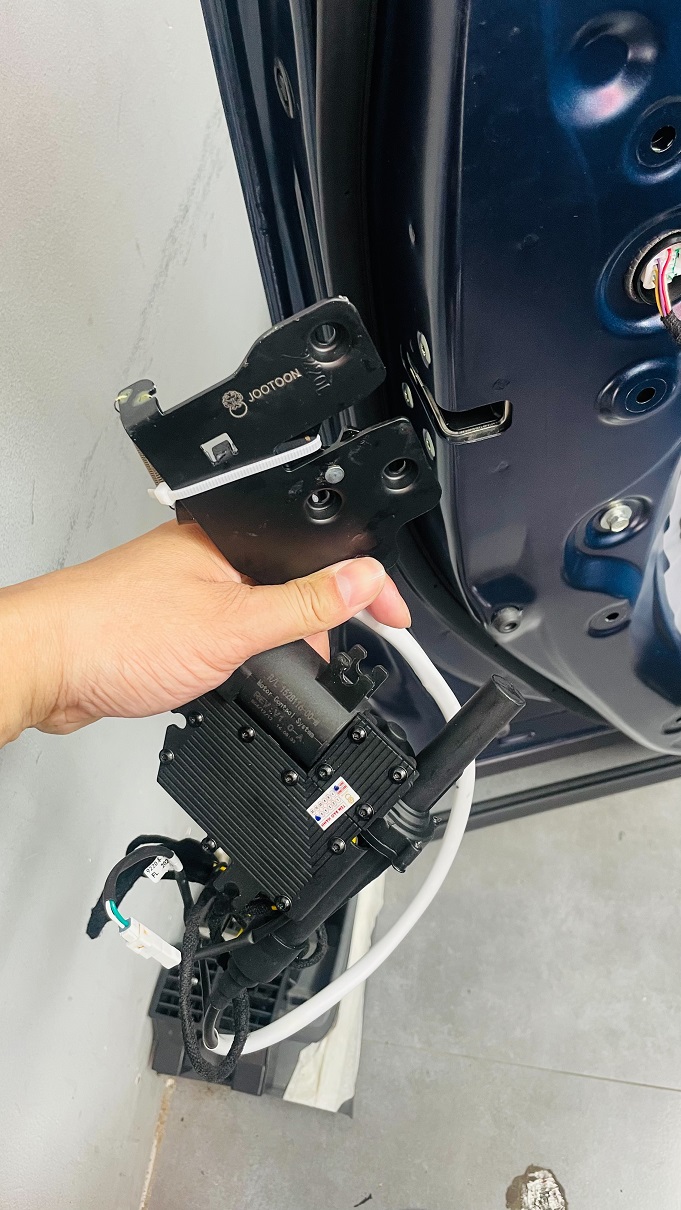 Cửa Hít Honda CRV Theo Zin Xe 100%, Bảo Hành 3 Năm