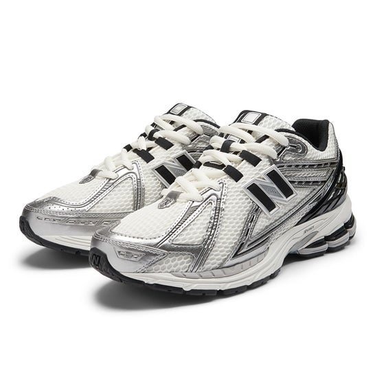 New Balance M1906R bạc ánh kim