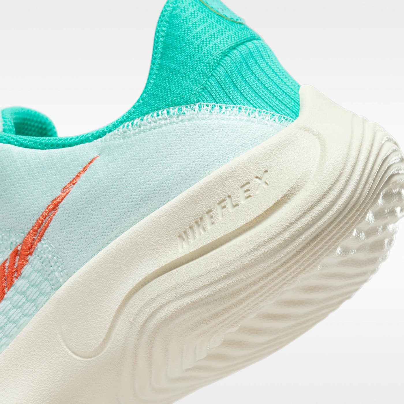 Nike Flex Experience Run 11 xanh mint