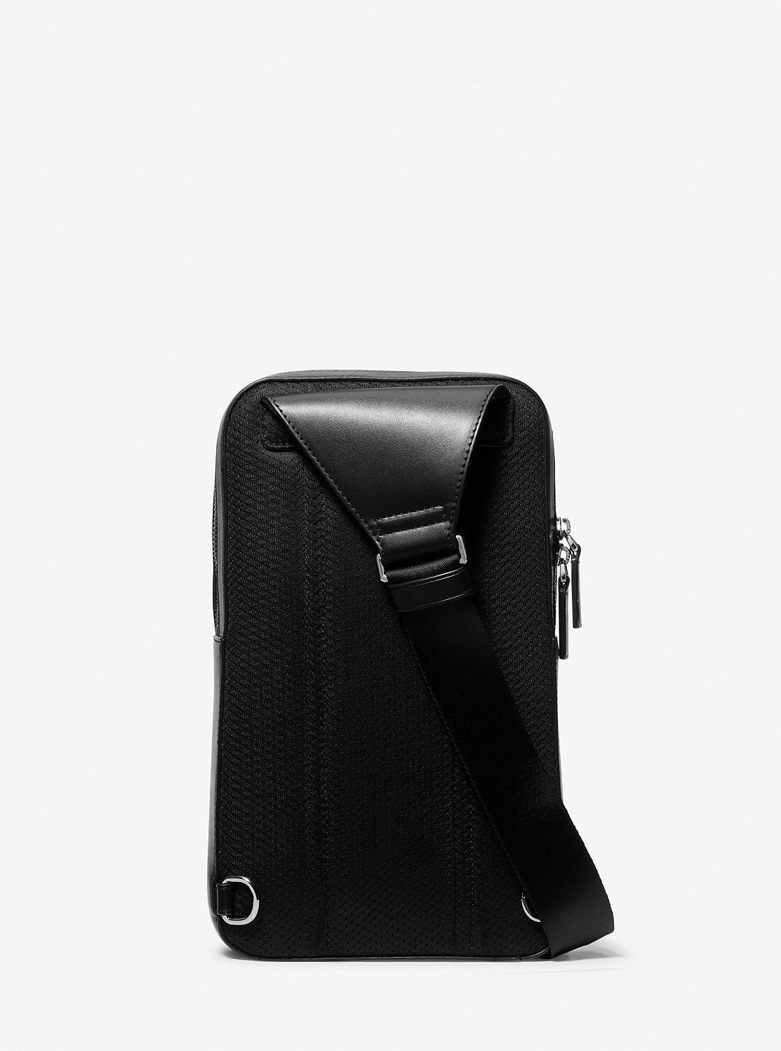 Túi đeo chéo nam Michael Kors COOPER - vân MK Signature đen