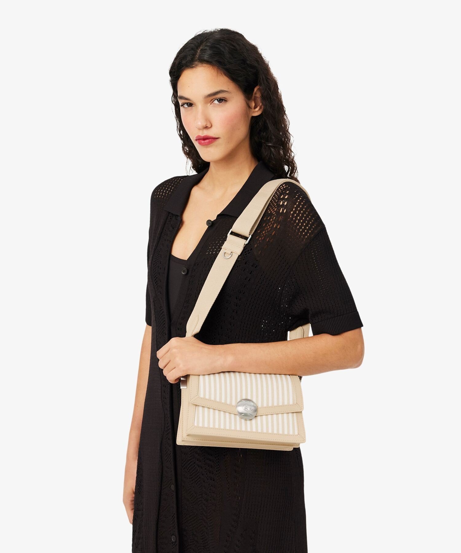Túi đeo vai LACOSTE vải canvas kẻ sọc - khoá hình bóng tennis