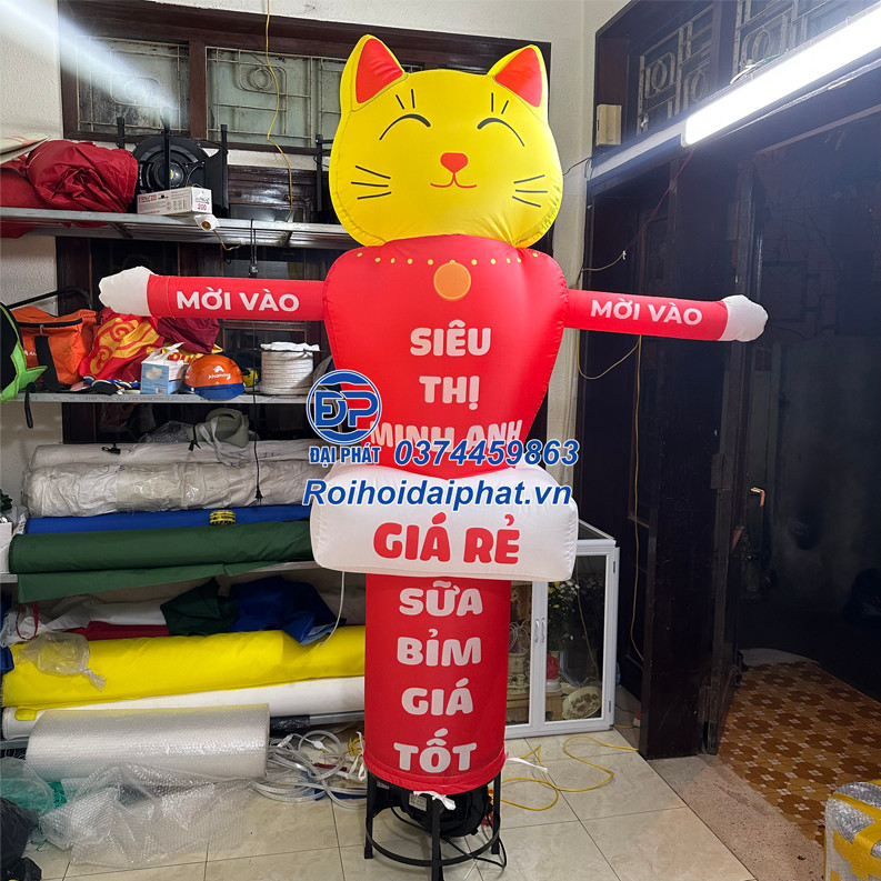 Rối Hơi vẫy tay quảng cáo Khu Vui Chơi