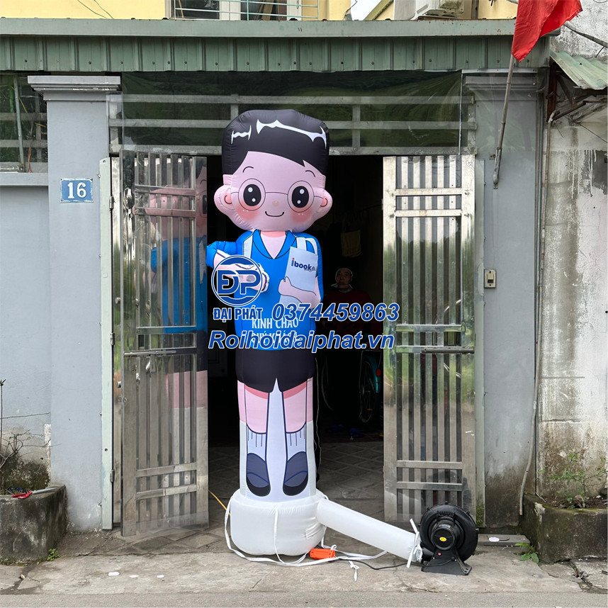 Rối Hơi vẫy tay quảng cáo Khu Vui Chơi