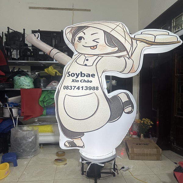 Rối Hơi Cô Gái Bánh Bao Vẫy Tay