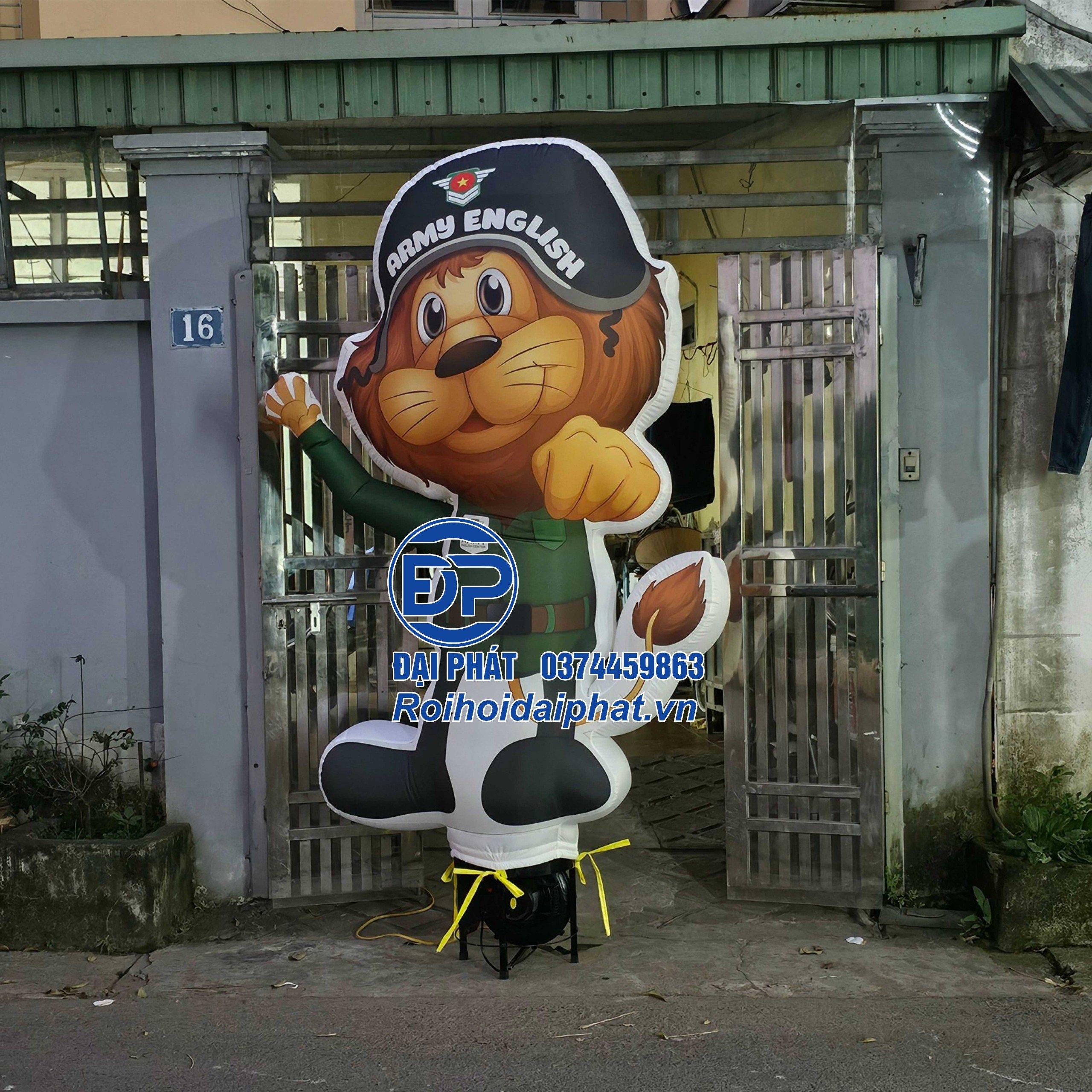 Rối Hơi vẫy tay quảng cáo Khu Vui Chơi