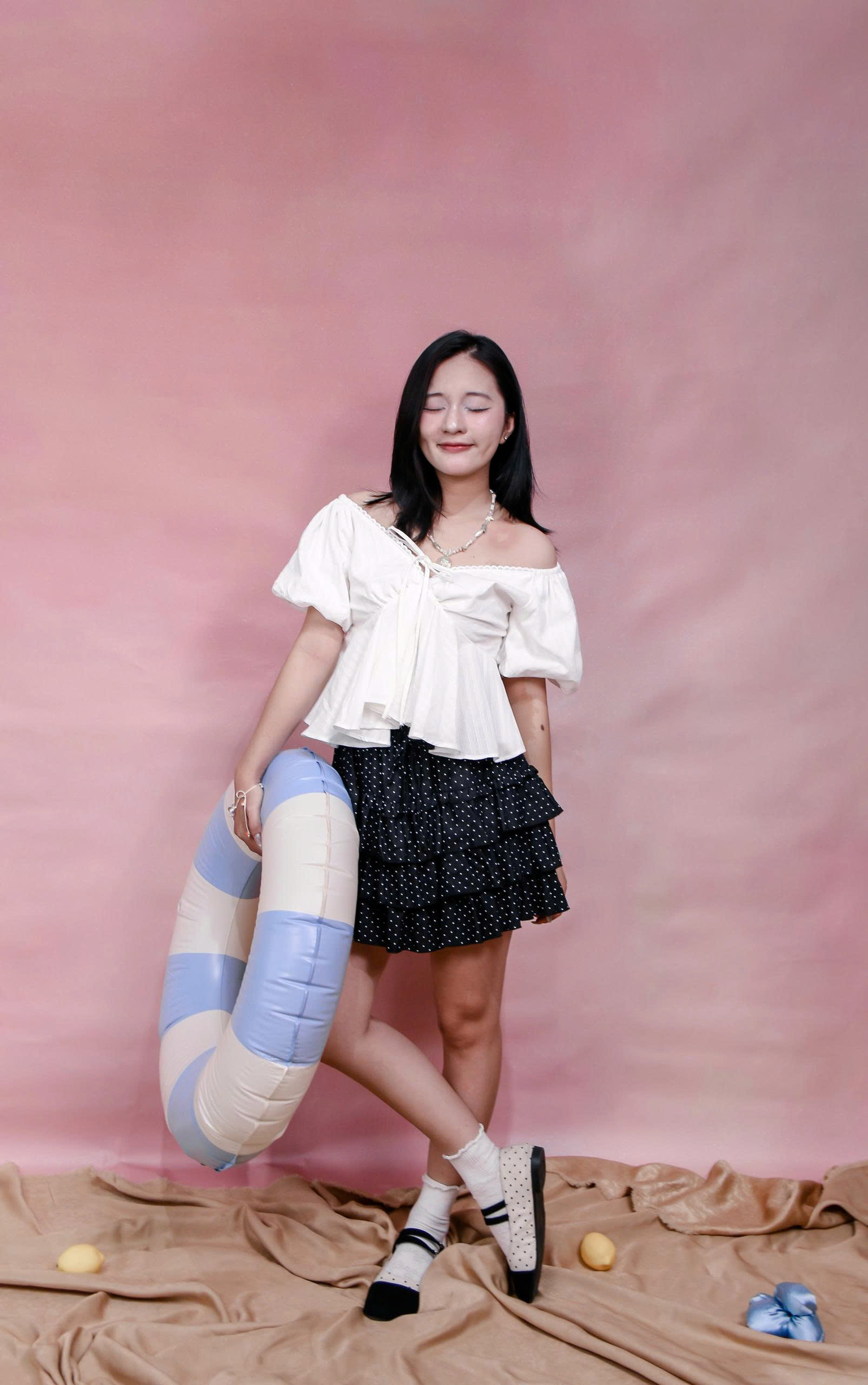 V4059 - V ngắn lưng thun tầng