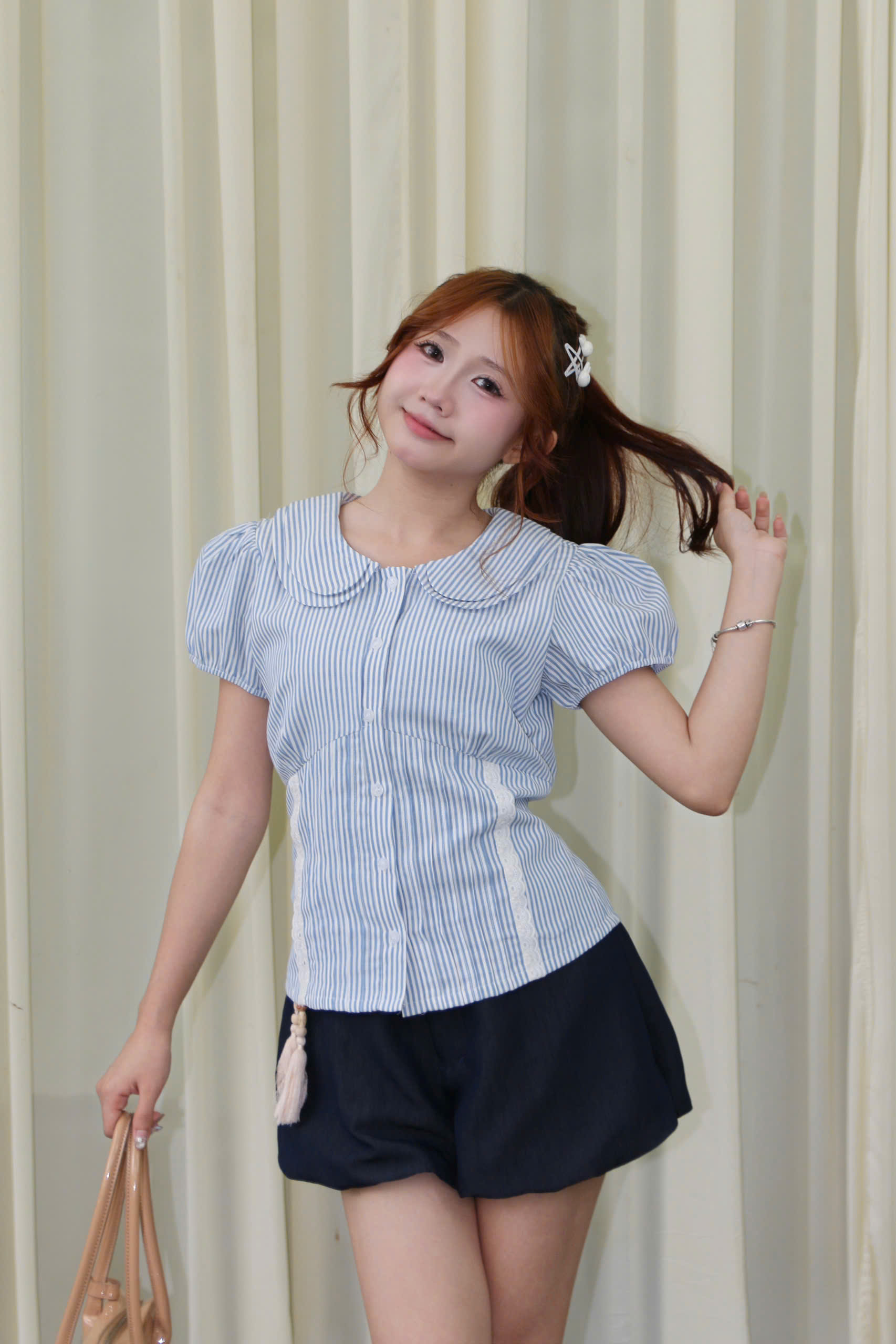A30035- Áo so mi cổ sen đôi phối ren xếp li xô thêu