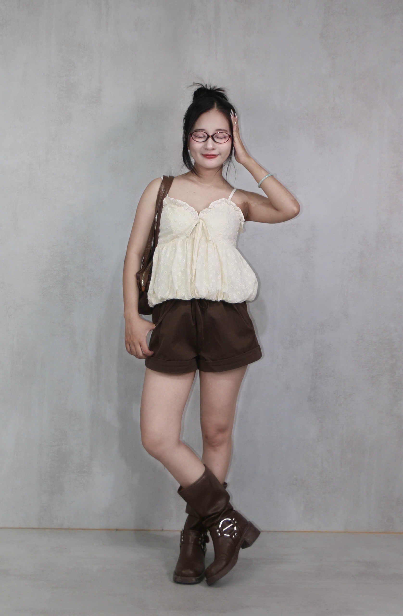 S3616 - 	S kaki cột nơ lai to