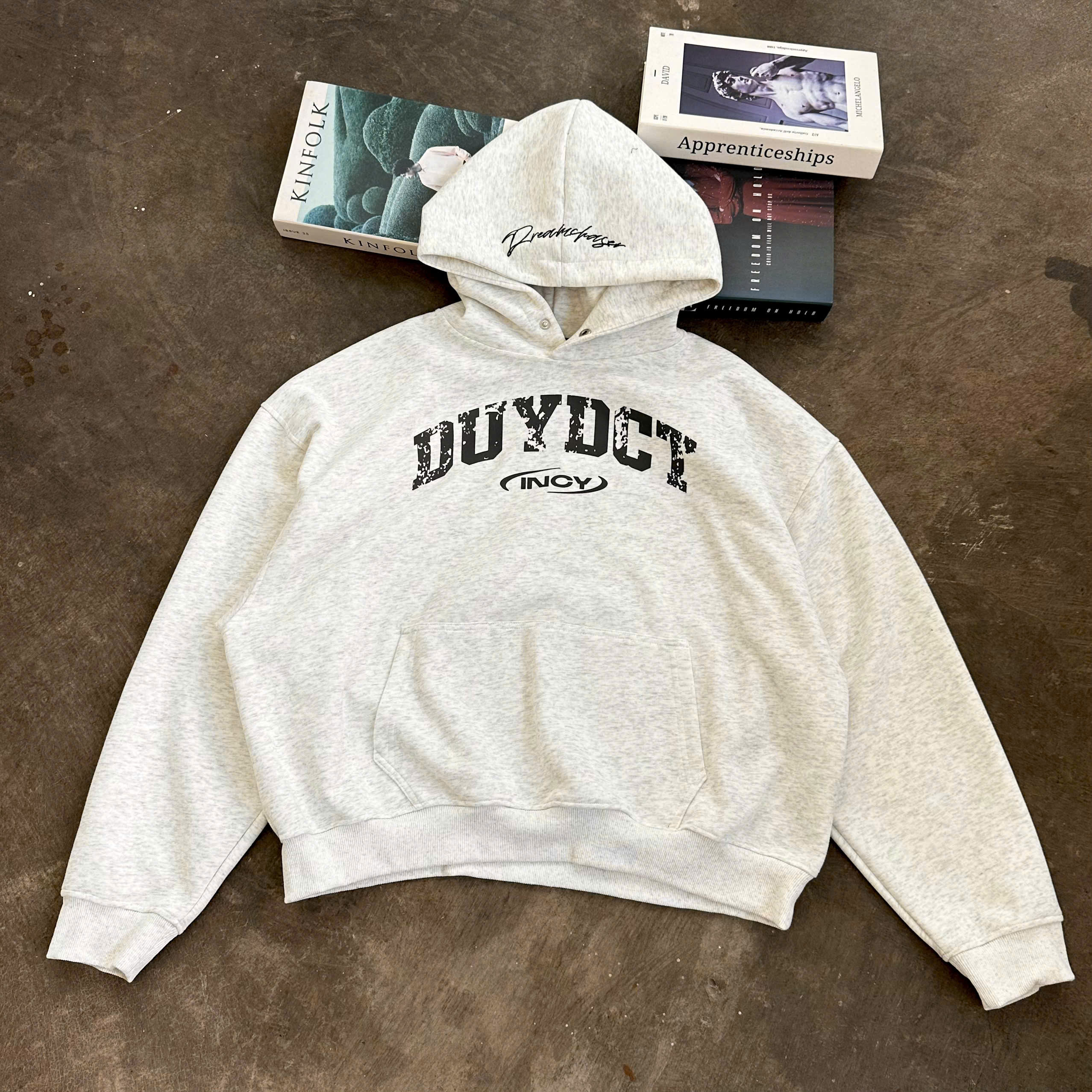 A29960- Áo hoodies nam in thêu Dreamchaser