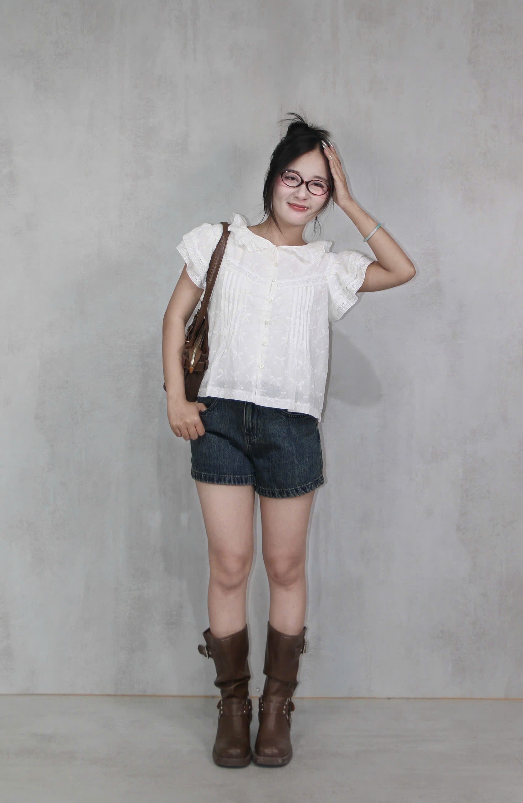 A29605 - A kiểu nhấn li trước phối ren bèo