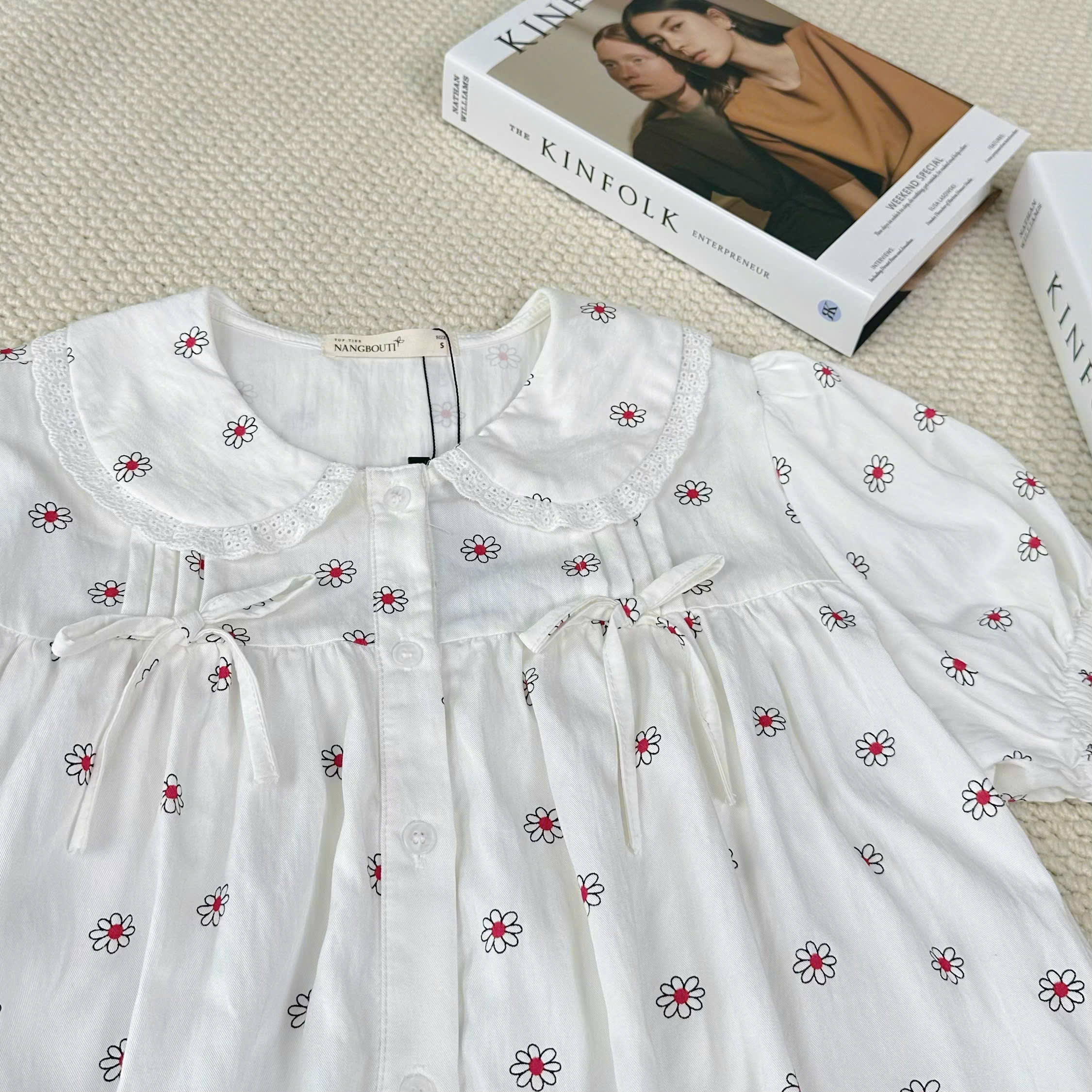 A29493 - A babydoll cổ sen phối ren đính nơ ngực