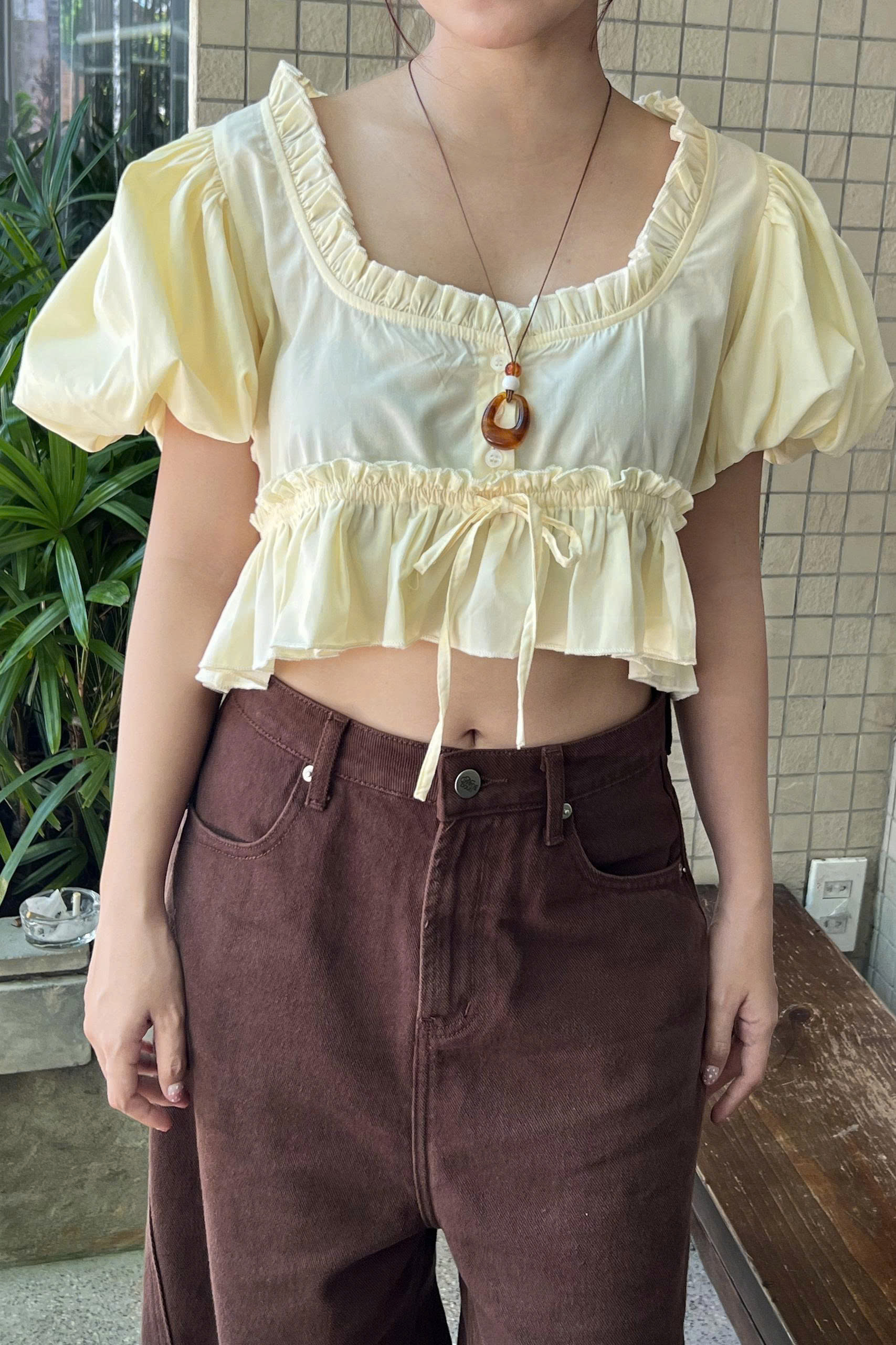 A29888 - Áo kiểu cổ vuông bèo tay bí