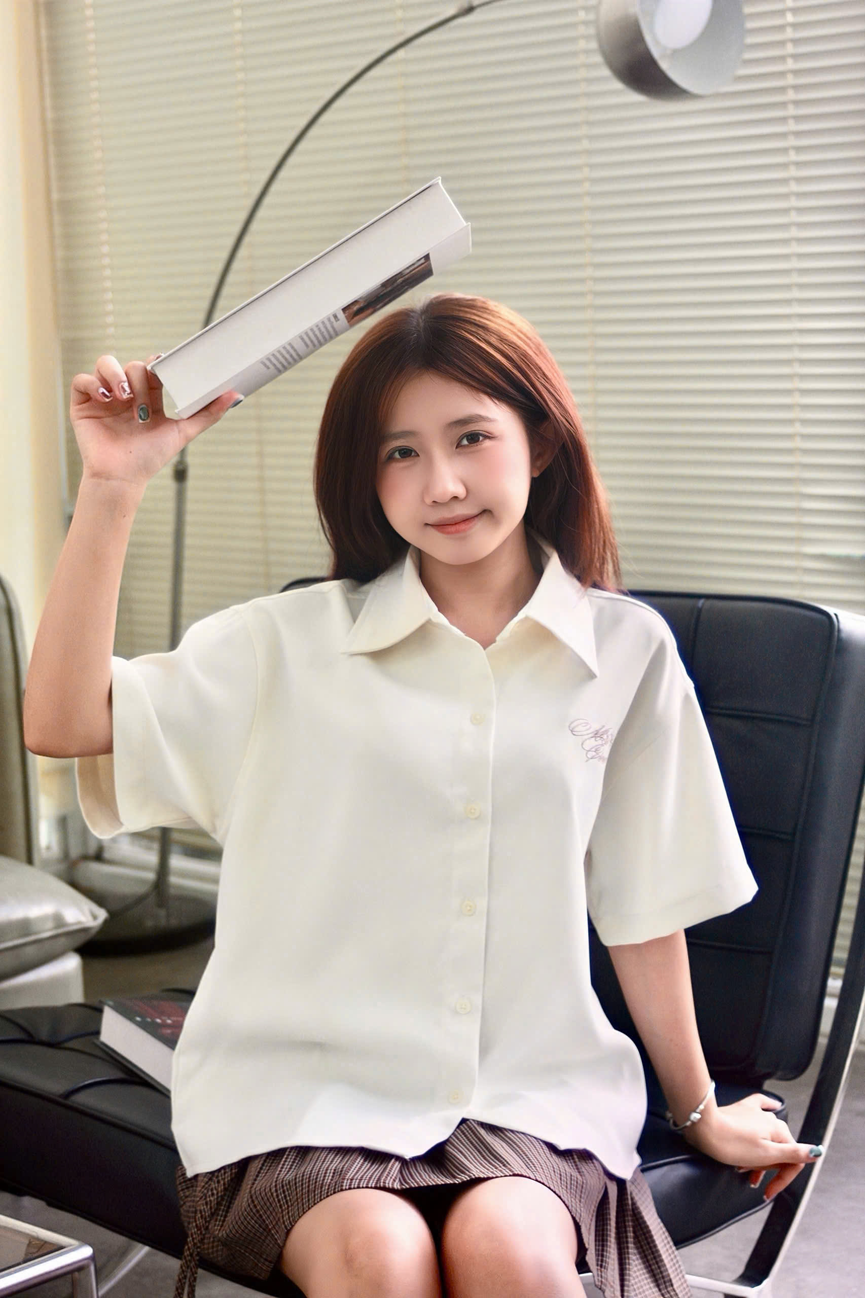 A29688 - A Smi TN thêu NangboutiCrew