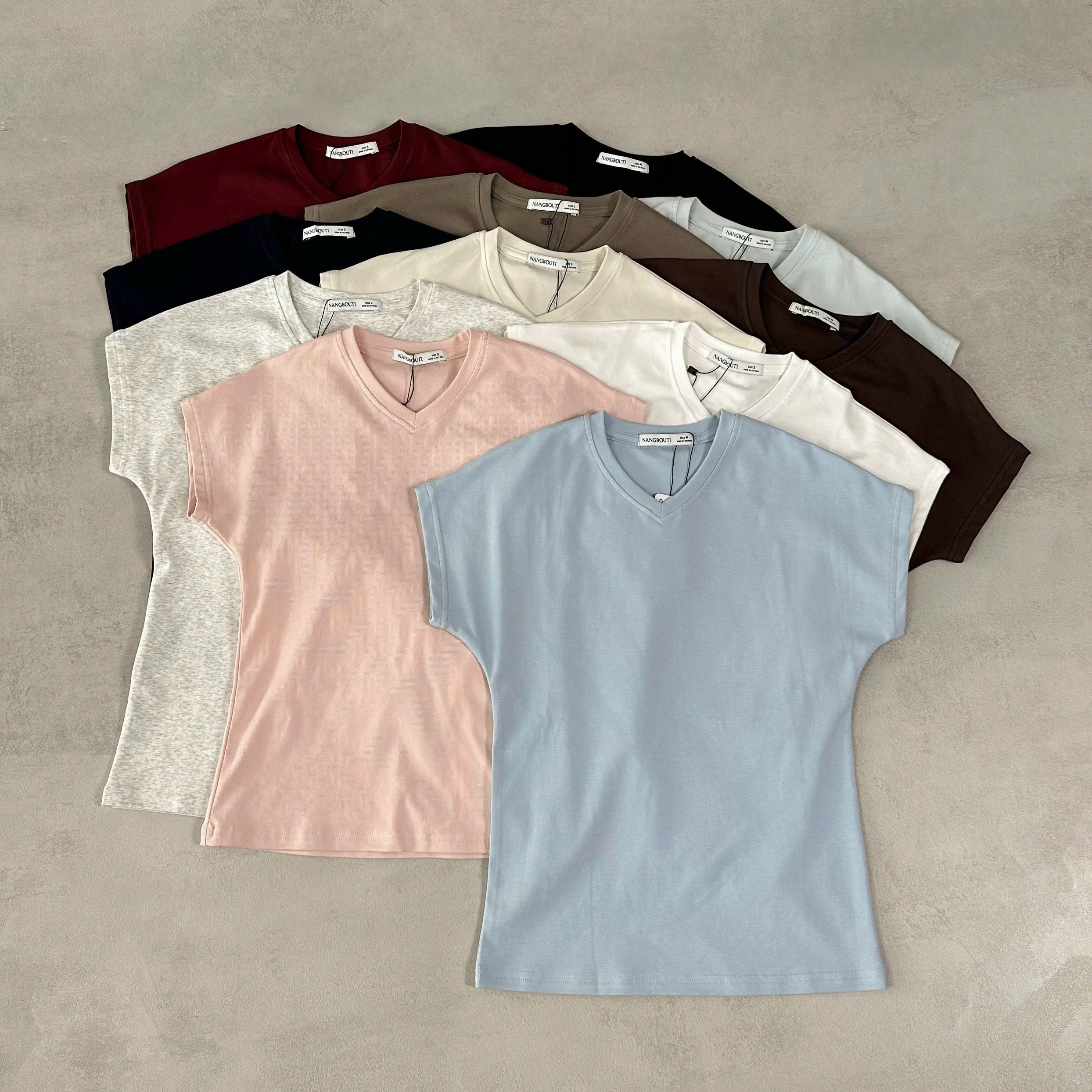 A29407 - A thun ôm cổ tim