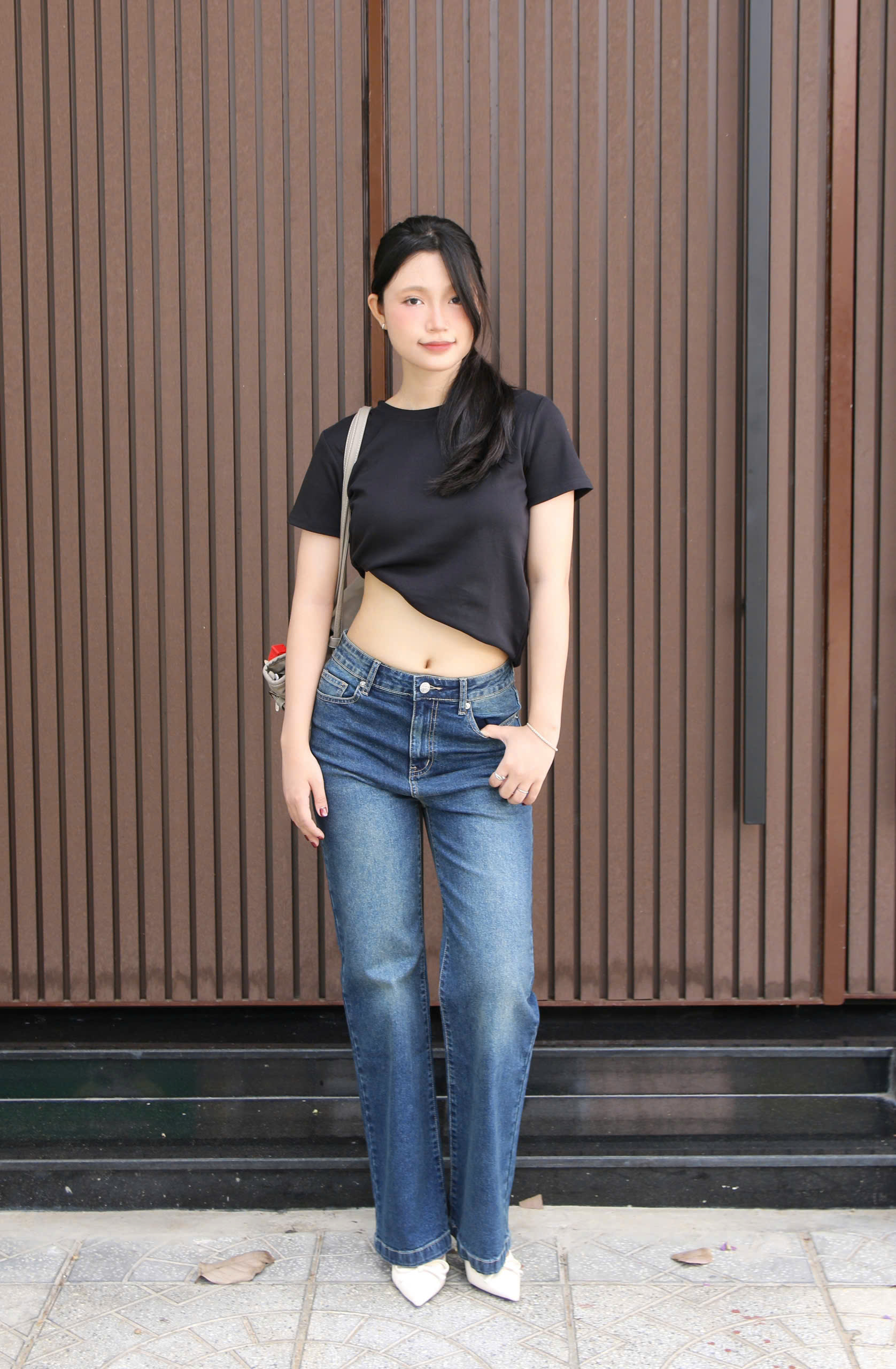 Q9907-	Quần Jean ống suông