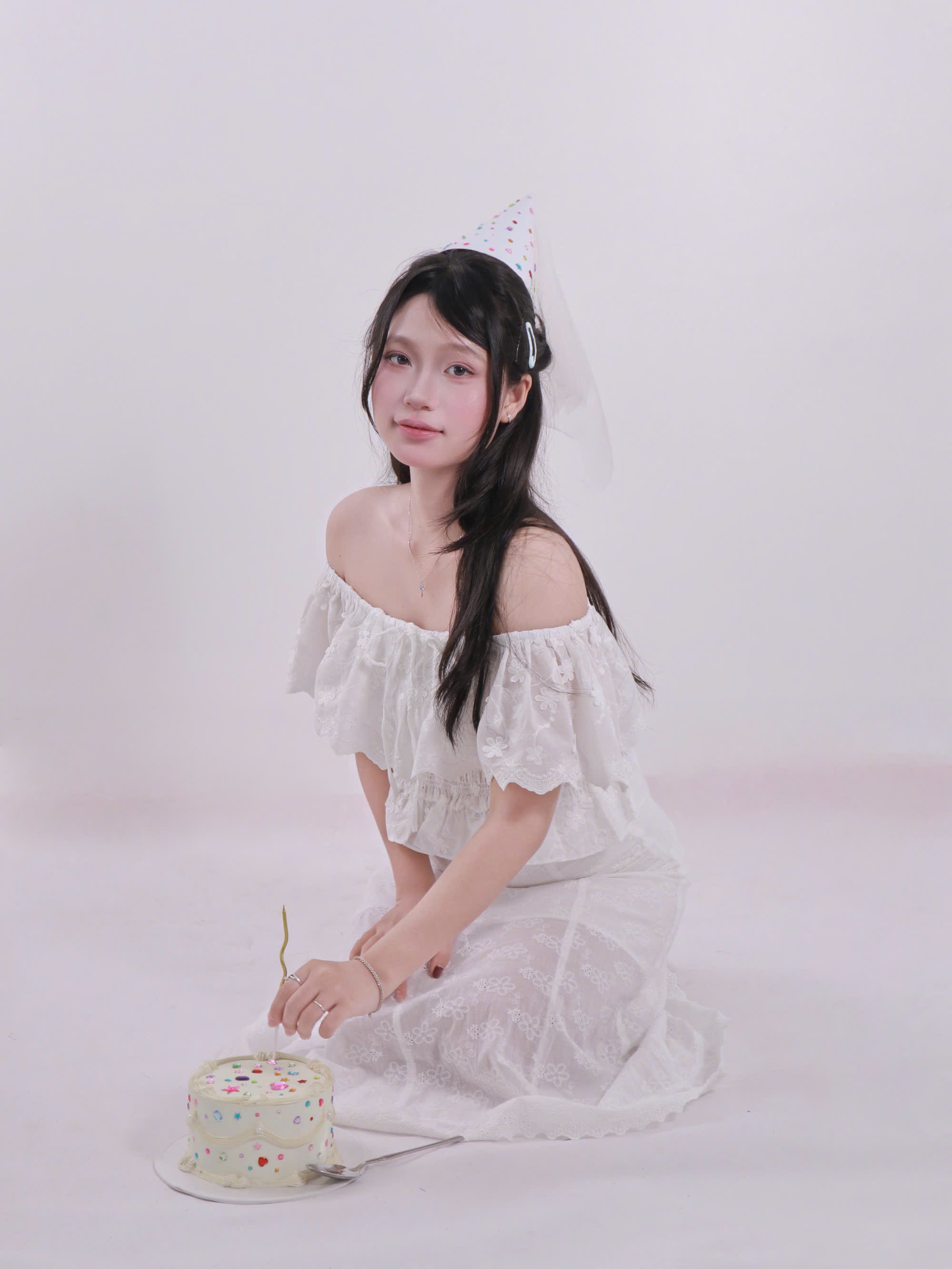 A29966 -Áo kiểu trễ vai smocking